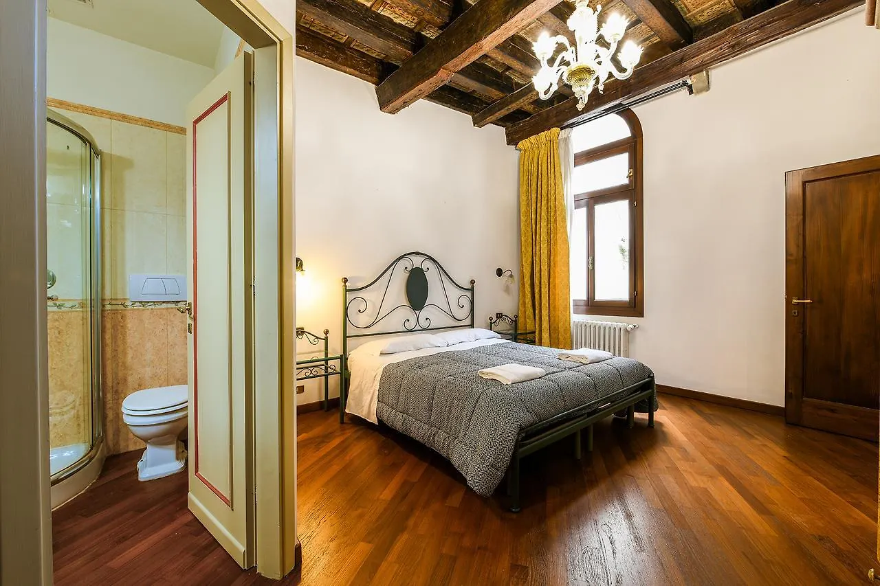Casetta Rossa location